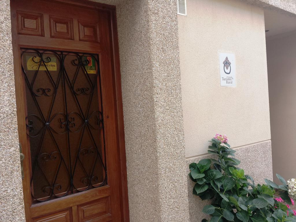 Hostal Rural Casa Castro Alberuela de la Liena الغرفة الصورة