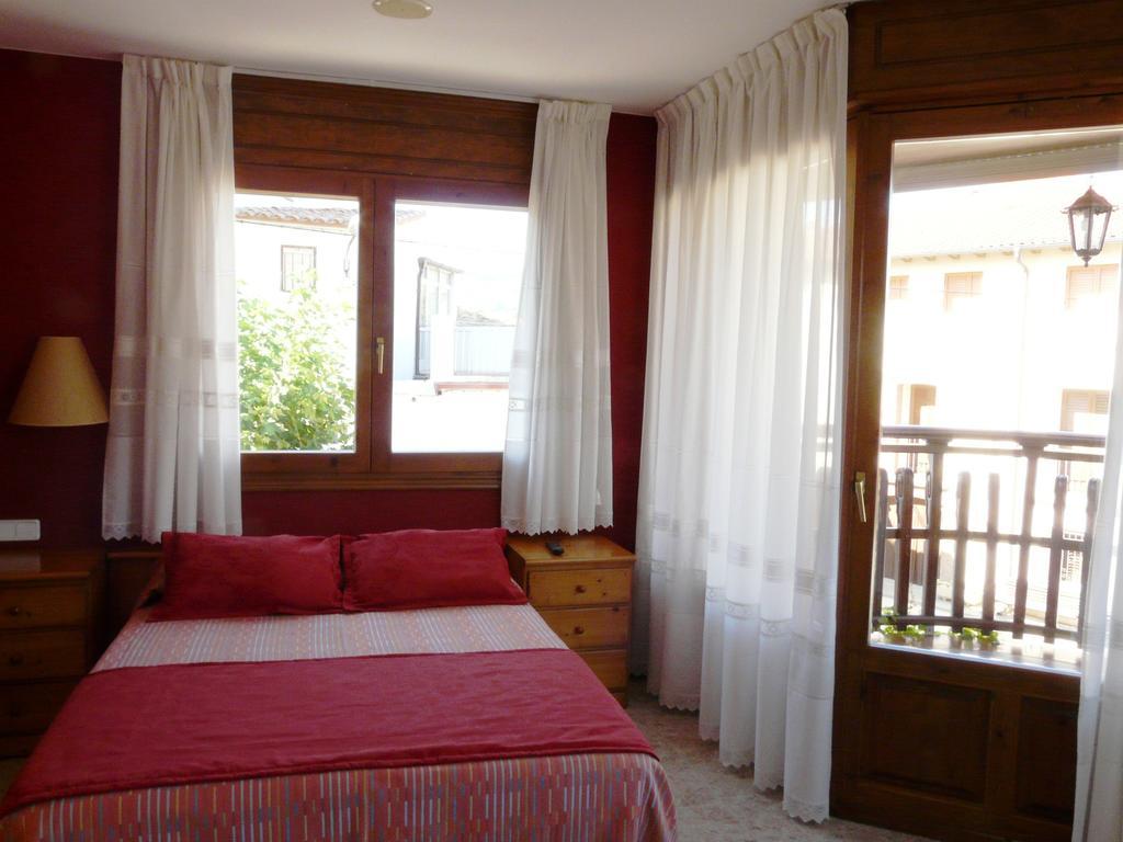 Hostal Rural Casa Castro Alberuela de la Liena المظهر الخارجي الصورة