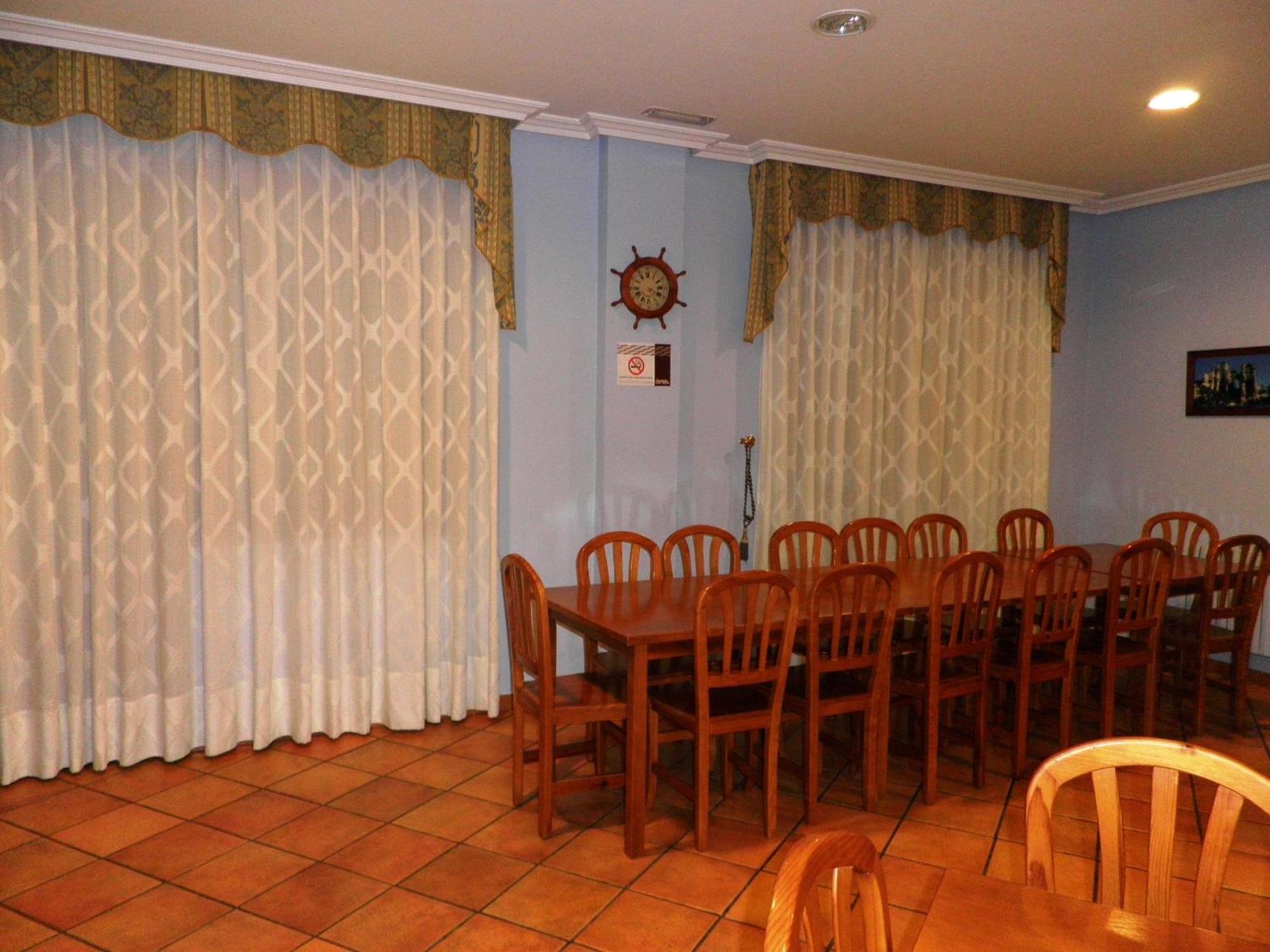 Hostal Rural Casa Castro Alberuela de la Liena المظهر الخارجي الصورة