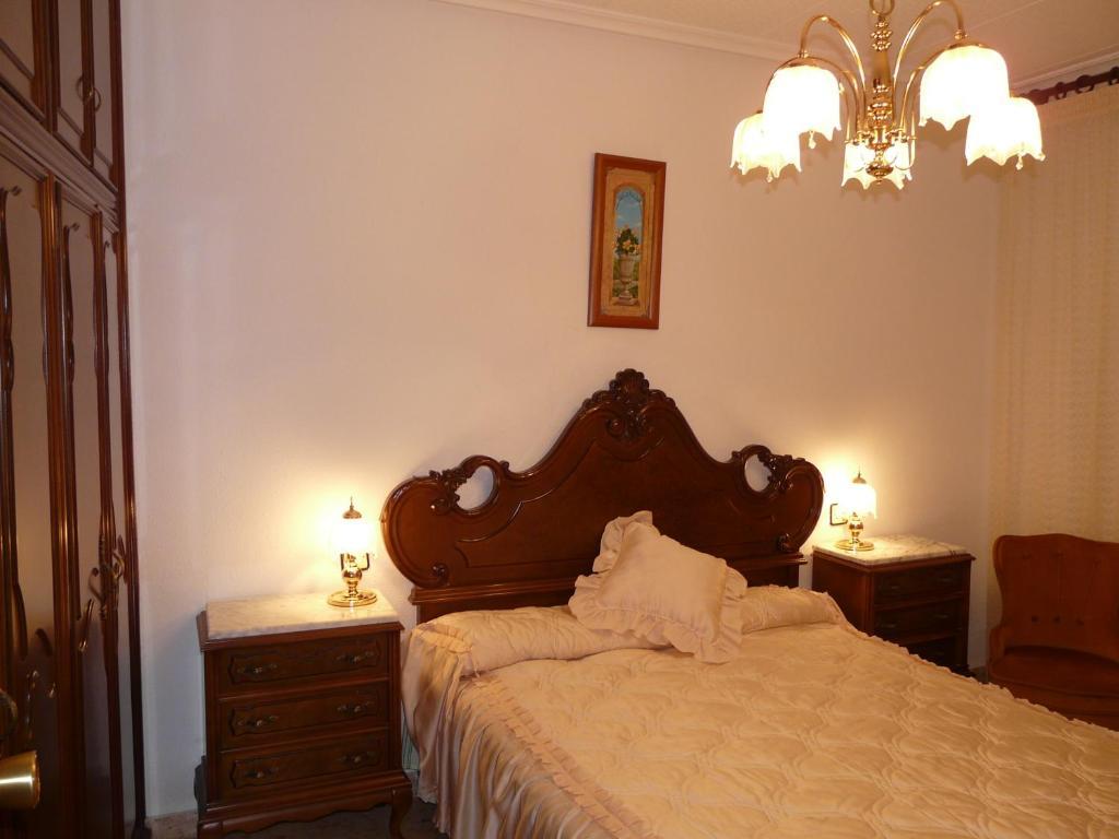 Hostal Rural Casa Castro Alberuela de la Liena الغرفة الصورة