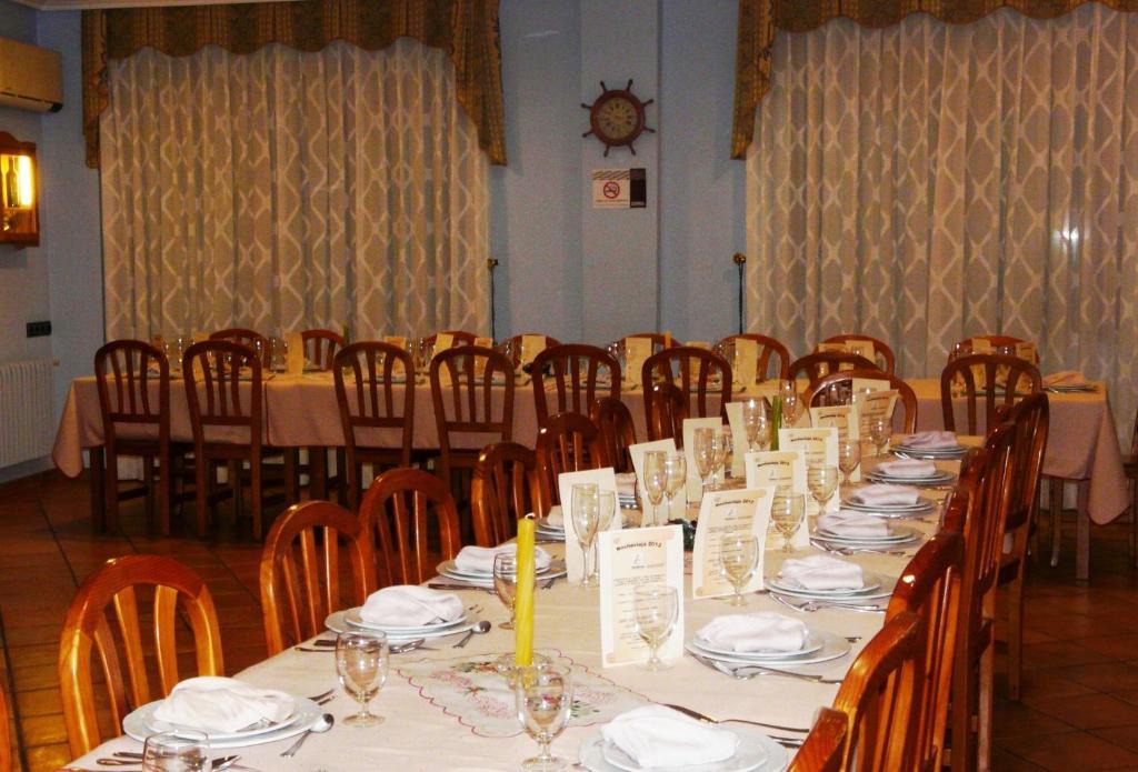 Hostal Rural Casa Castro Alberuela de la Liena المظهر الخارجي الصورة