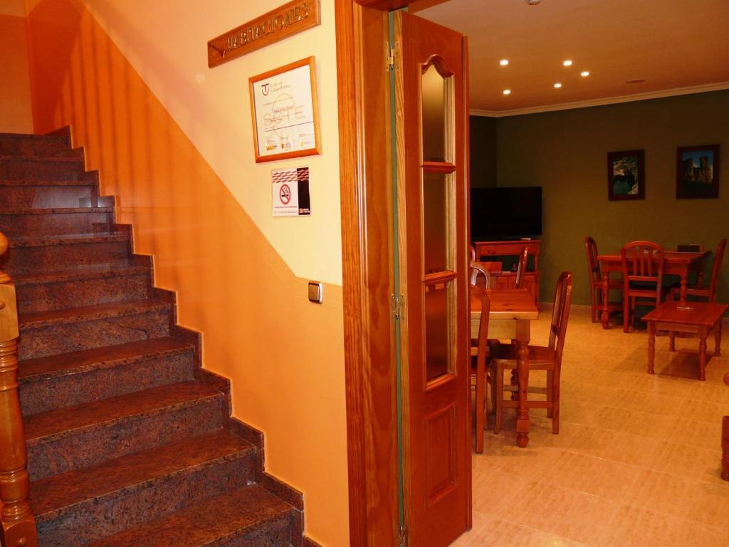 Hostal Rural Casa Castro Alberuela de la Liena المظهر الخارجي الصورة